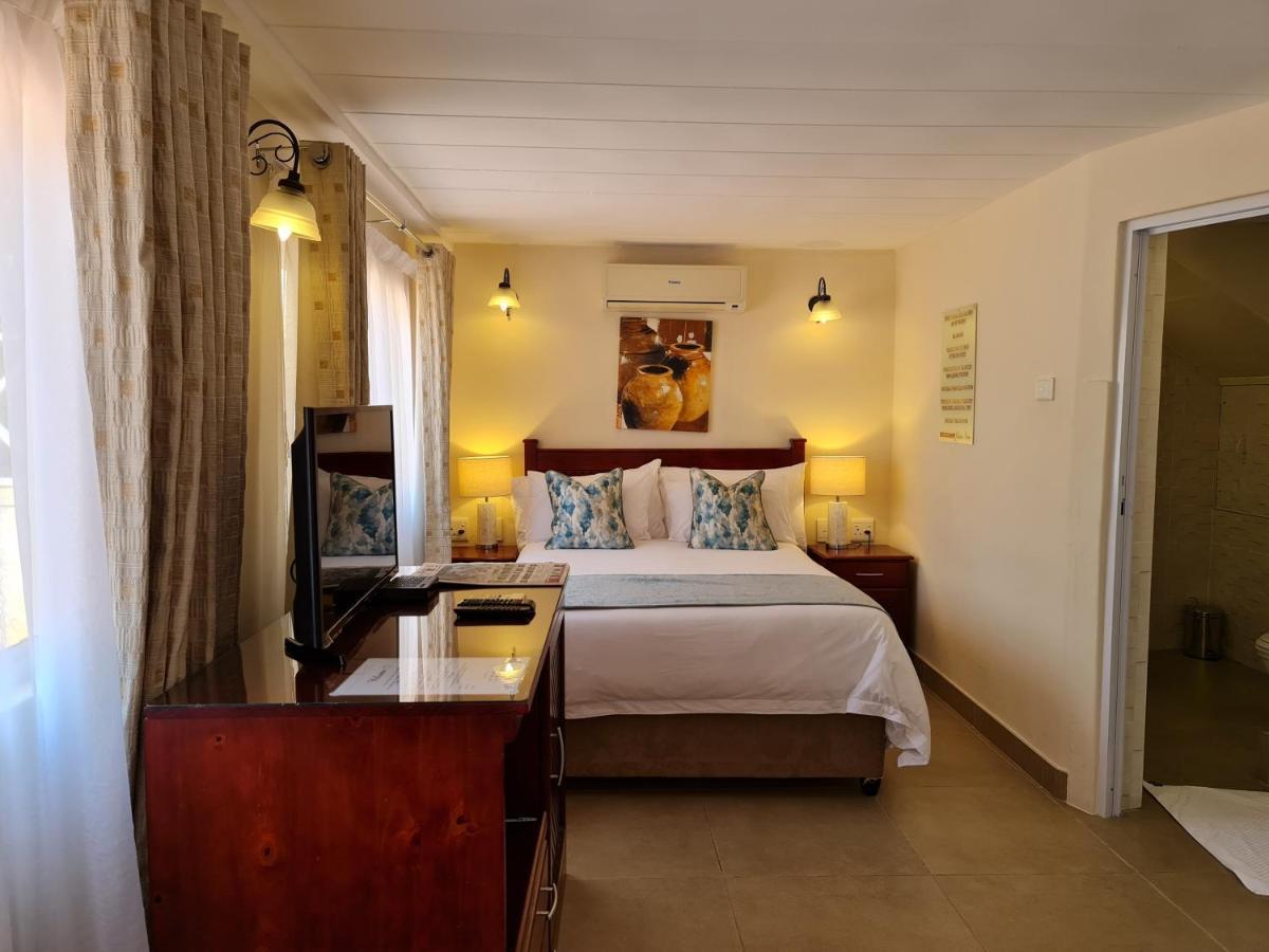 Peaches & Cream Bed & Breakfast Ladysmith Buitenkant foto