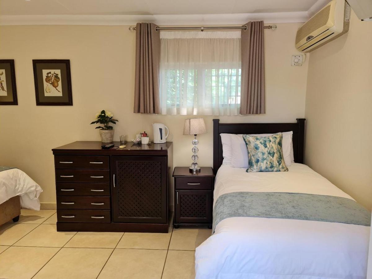 Peaches & Cream Bed & Breakfast Ladysmith Buitenkant foto